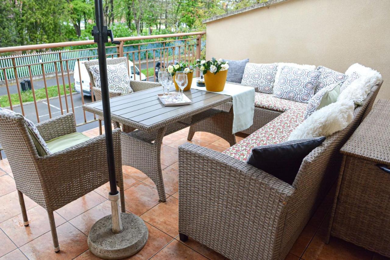 Unicum Apartman Hajdúszoboszló Exterior foto