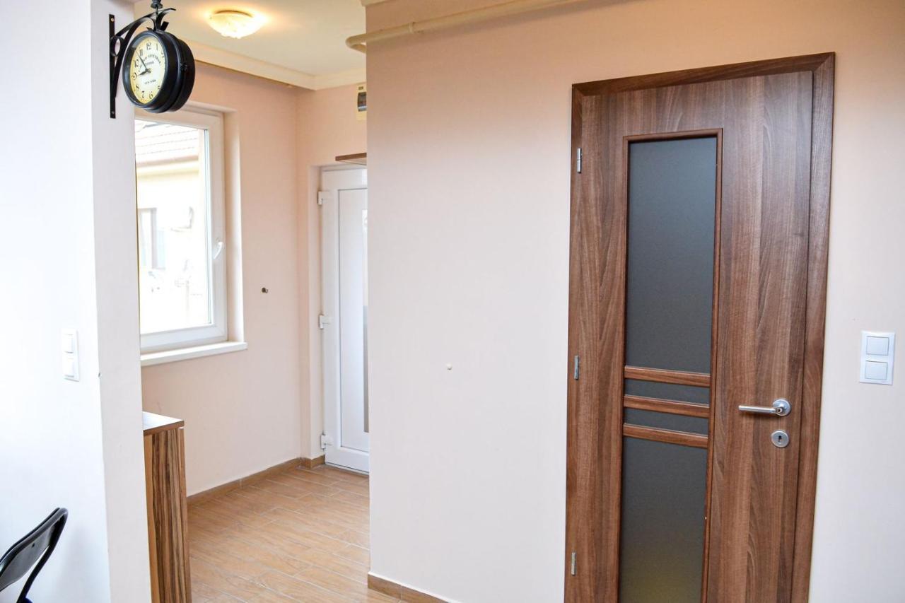 Unicum Apartman Hajdúszoboszló Exterior foto