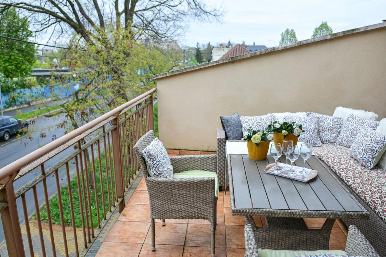 Unicum Apartman Hajdúszoboszló Exterior foto